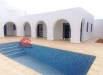 Annonce d'Offre catégorie Maison à Djerba - Midoun région de Médenine: A VENDRE UNE MAISON DE PLAIN PIED NEUVE AVEC PISCINE 