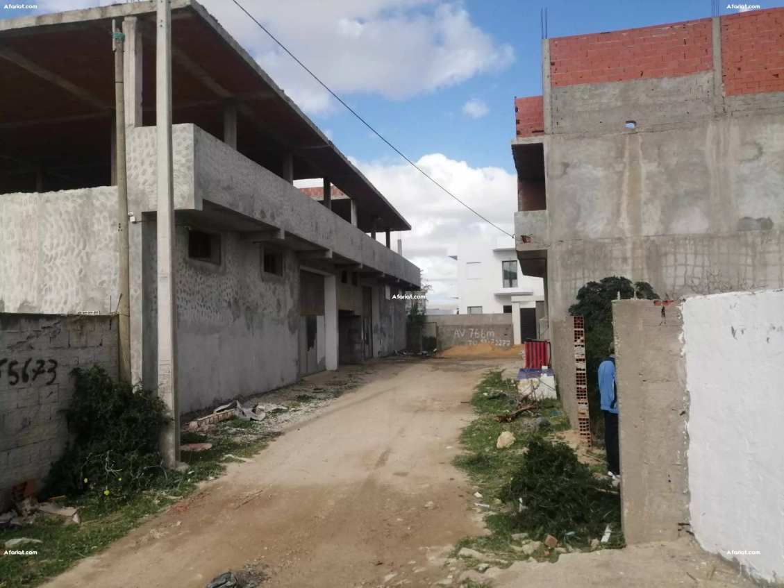 Terrain a sidi frej la soukra