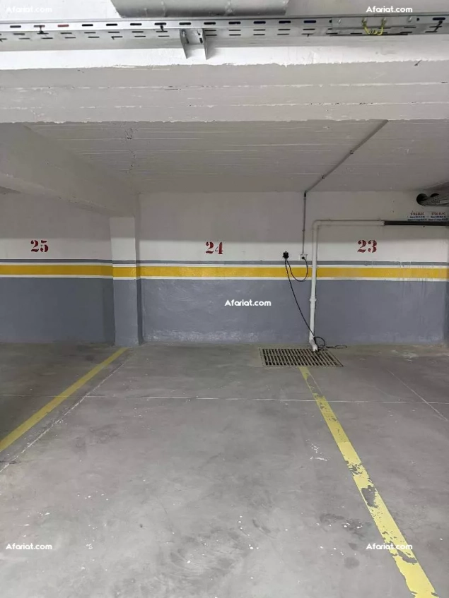 appartement S plus deux récemment construit avec parking ss sol