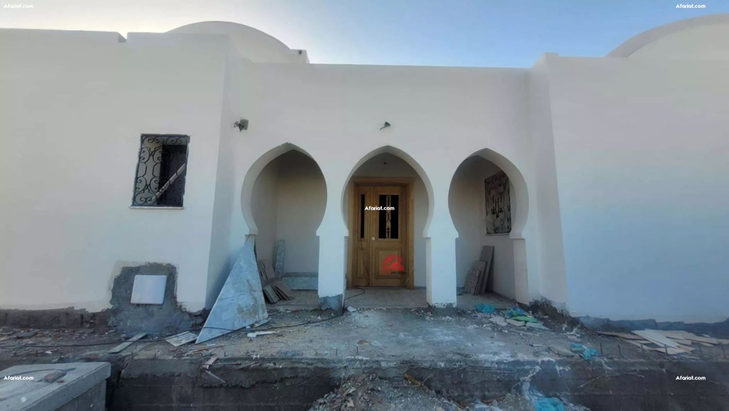 VILLA AVEC PISCINE  À DJERBA MIDOUN ZU - RÉF V683