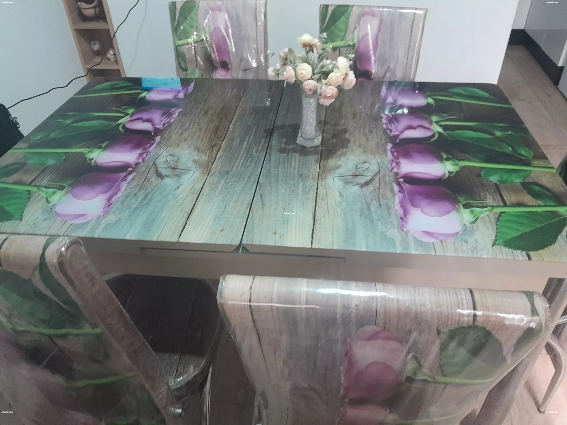 a vendre table et 6 chaises