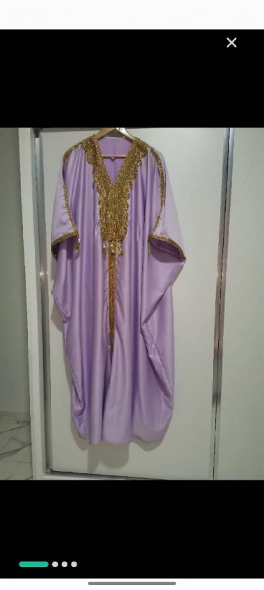 caftan traditionnel violet