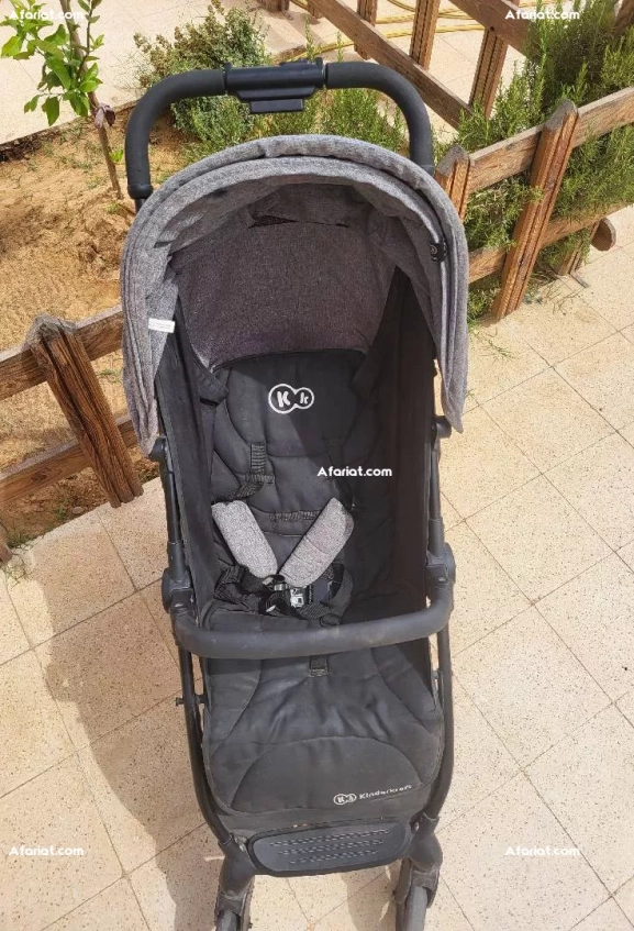 Poussette légère marque Kinderkraft