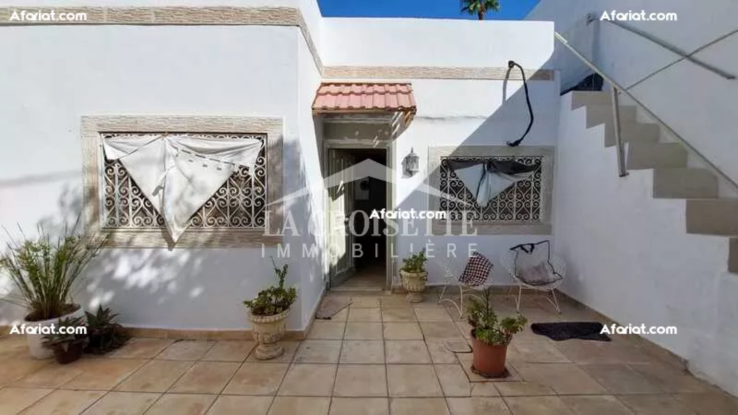 Rez-de-chaussée de villa S+2  à Carthage  MAL2399