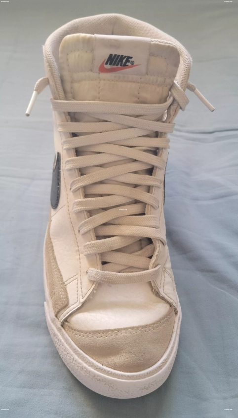 Nike Blazer T40 importé du CANADA Comme Neuf