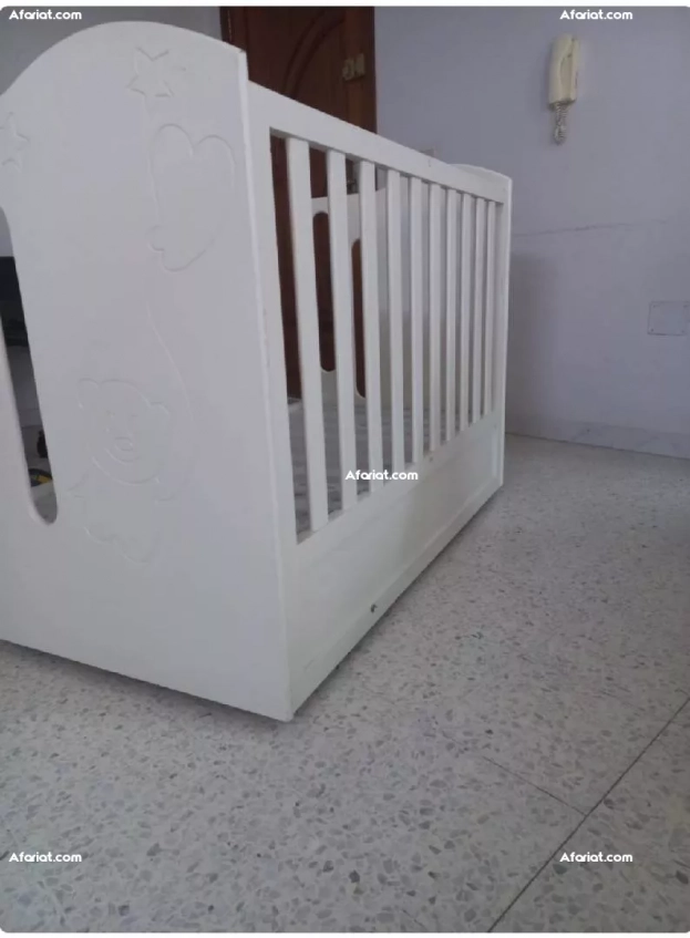lit de bébé