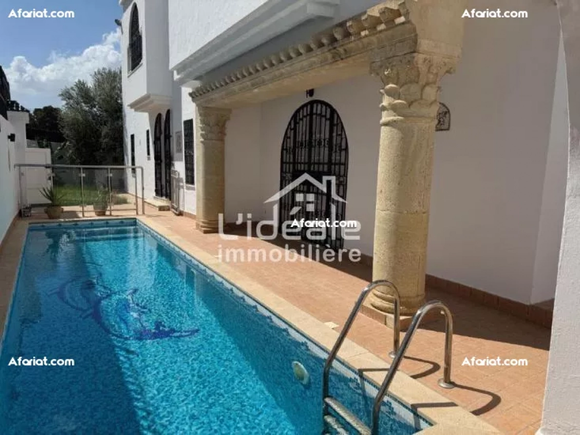 À louer à l’année  Superbe villa avec piscine à Hammamet
