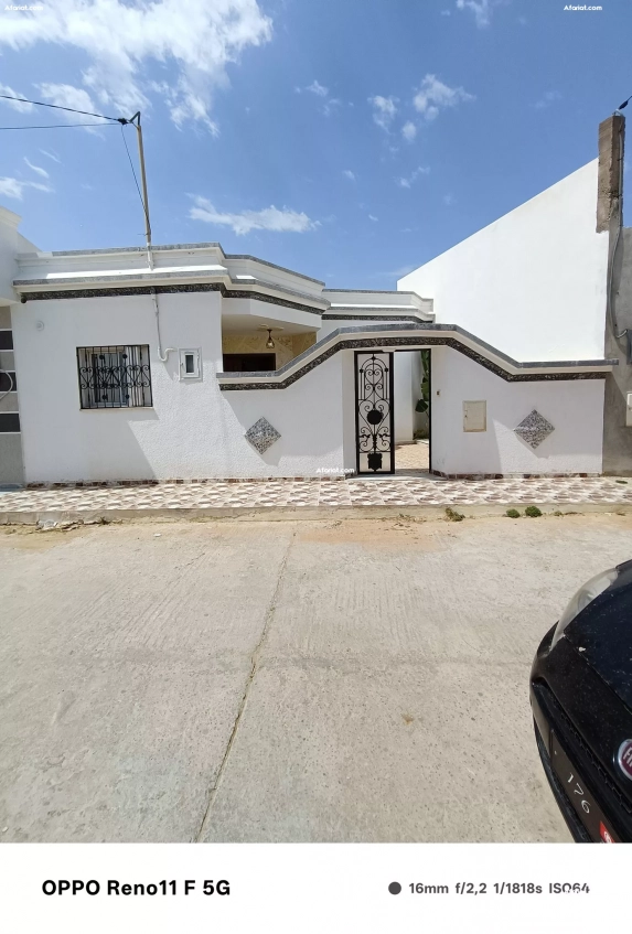 Une maison nouvellement construite au centre d'El Hawaria