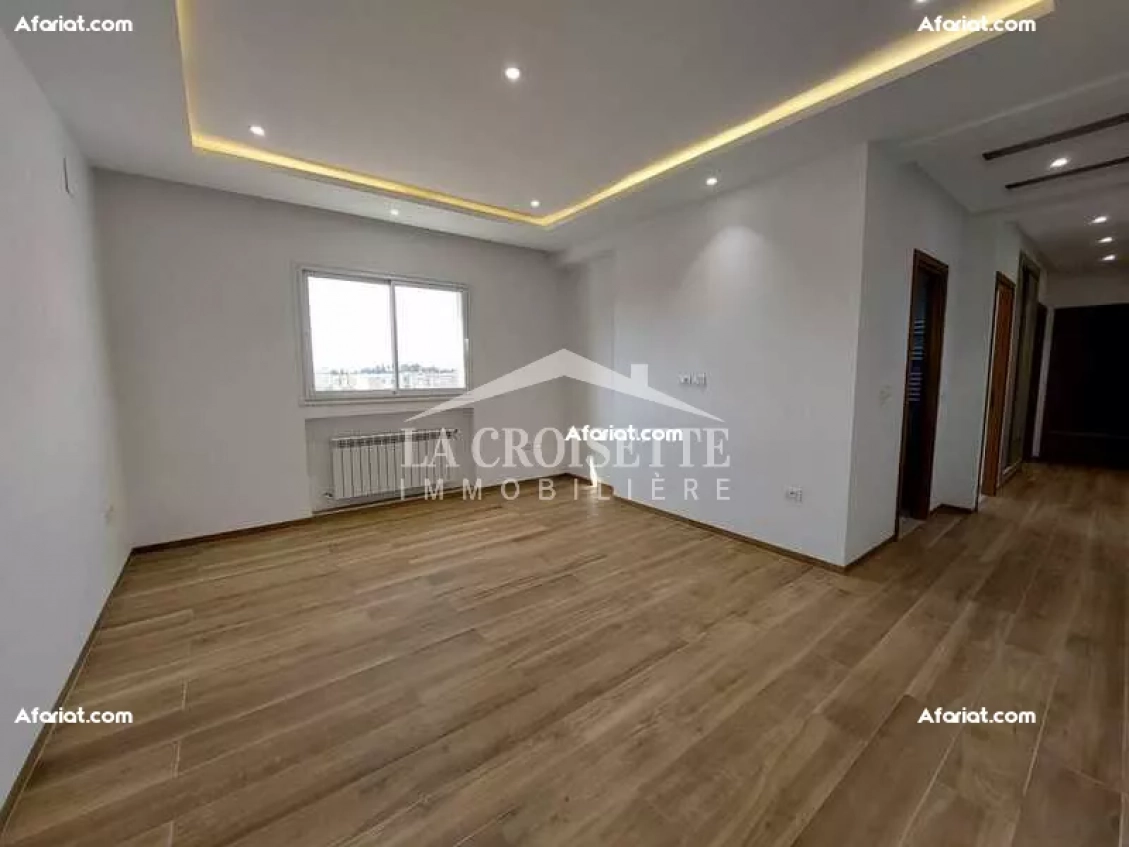 Appartement S+2 à La Soukra MAL1275