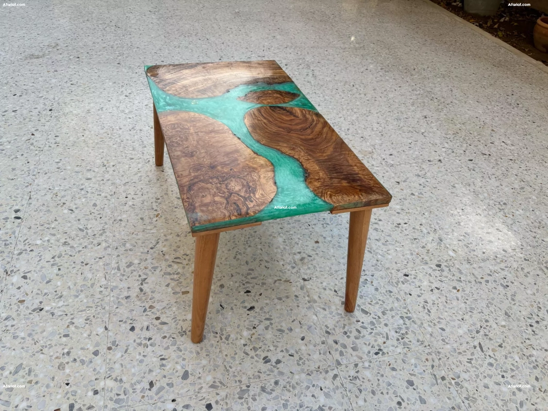 Table basse en epoxy unique