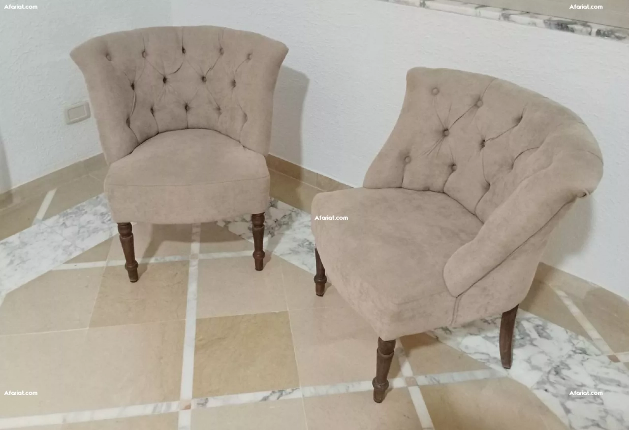 Deux fauteuils d'appoint Crapaud