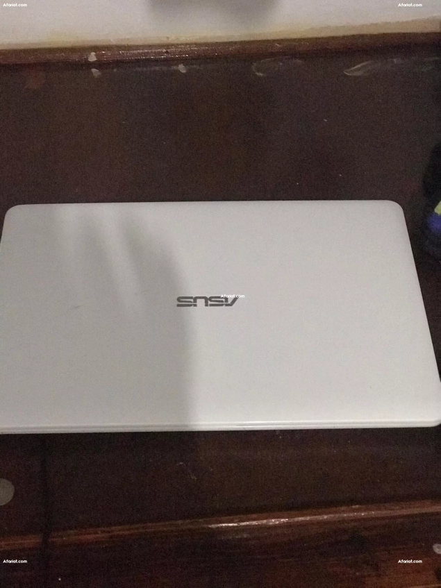 Pc asus/i7 7éme gen/ 256 ssd | afariat.com