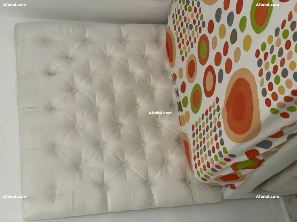 je mets en vente un lit