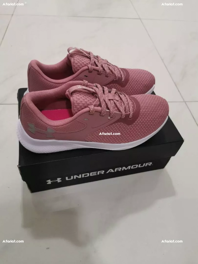 Chaussurea femme under armor