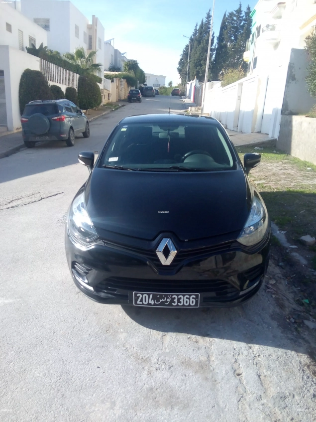 A vendre clio 4 lif 40500d