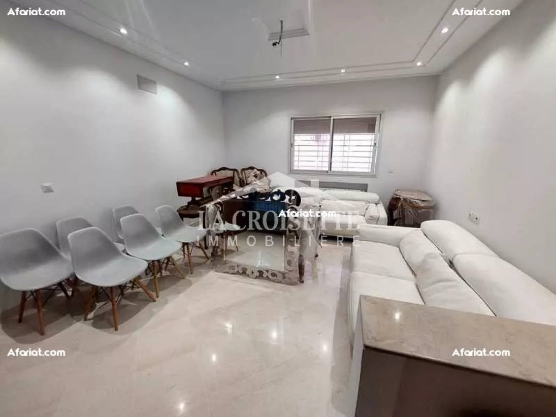 Appartement S+3 à La Soukra MAL3866