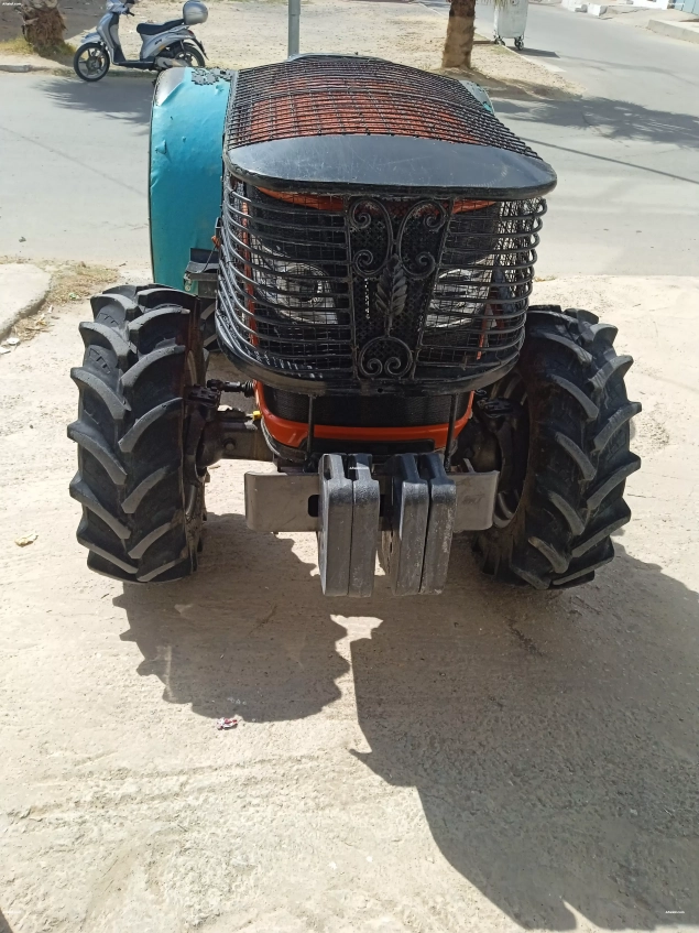 Tracteur tafe 6515 4wd compact