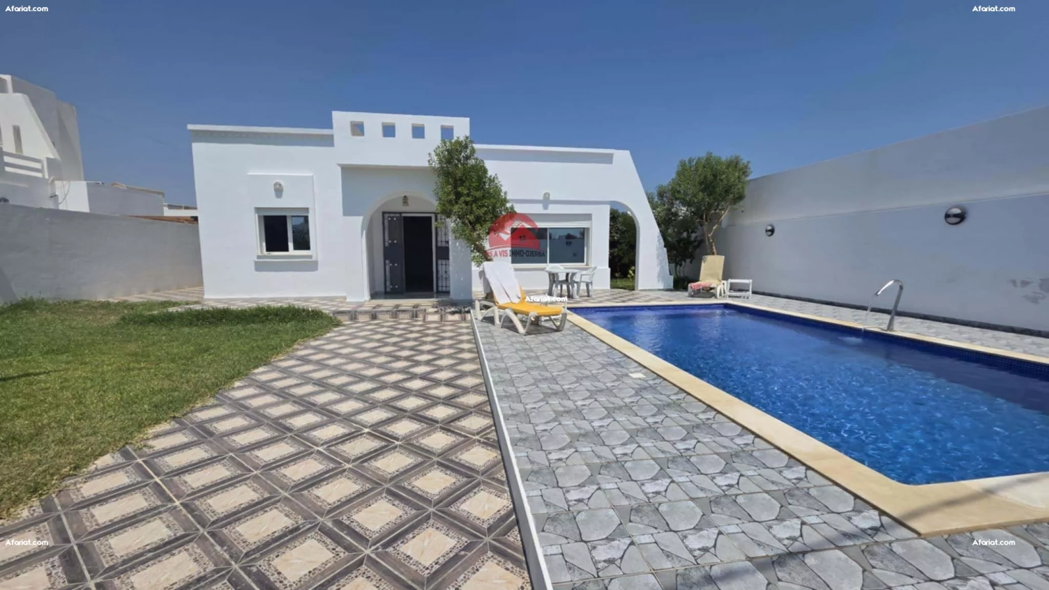 Villa S 2 avec piscine à vendre à Tezdaine Djerba ZA