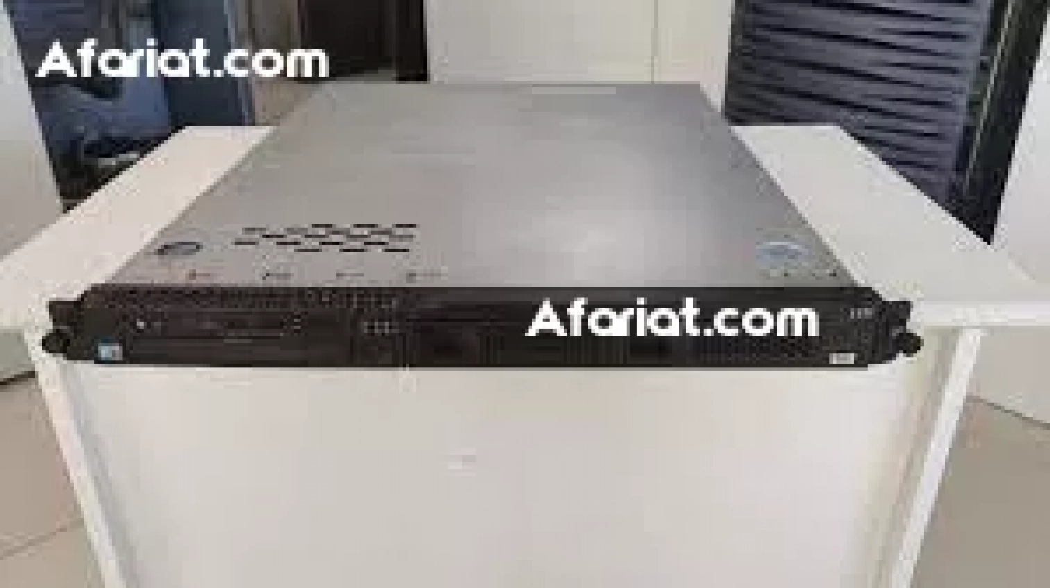 5 SERVEUR IBM  System X3250/4Géga