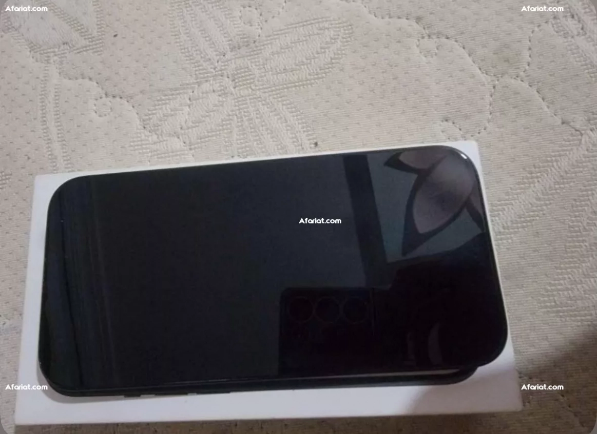 iphone 15 comme neuf jamais réparer