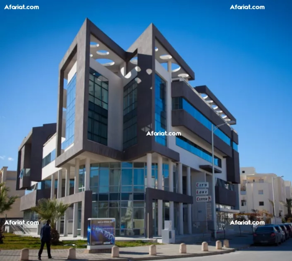 Luxueux bureau H+4 185m2 au lac2 vide ou meublé
