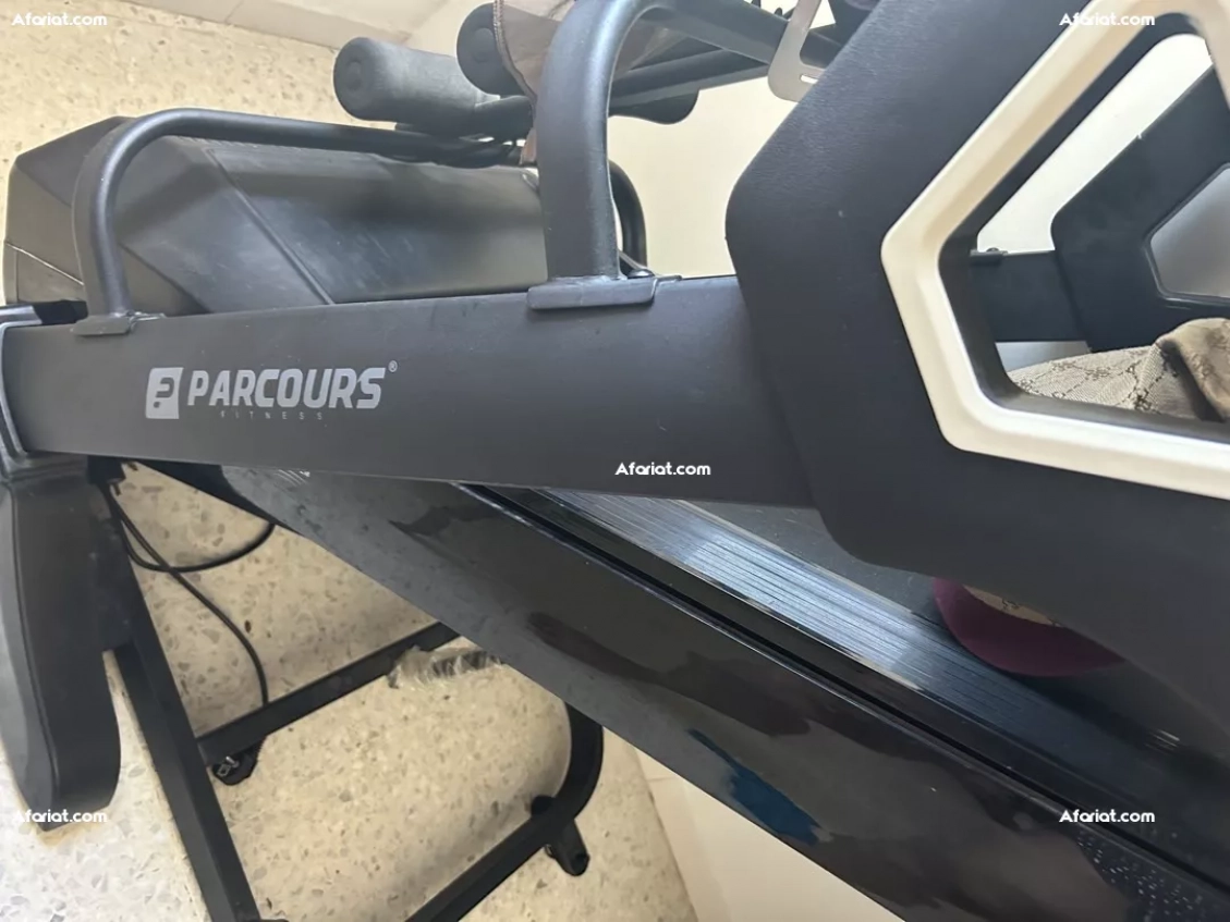 À vendre : Tapis de course Parcours Fitness Q5 – État neuf !