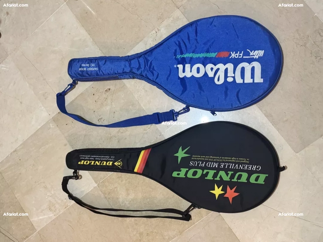 2 raquettes de tennis