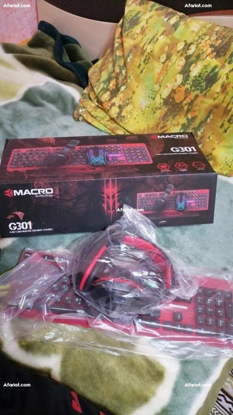 ensemble souris et clavier et casque