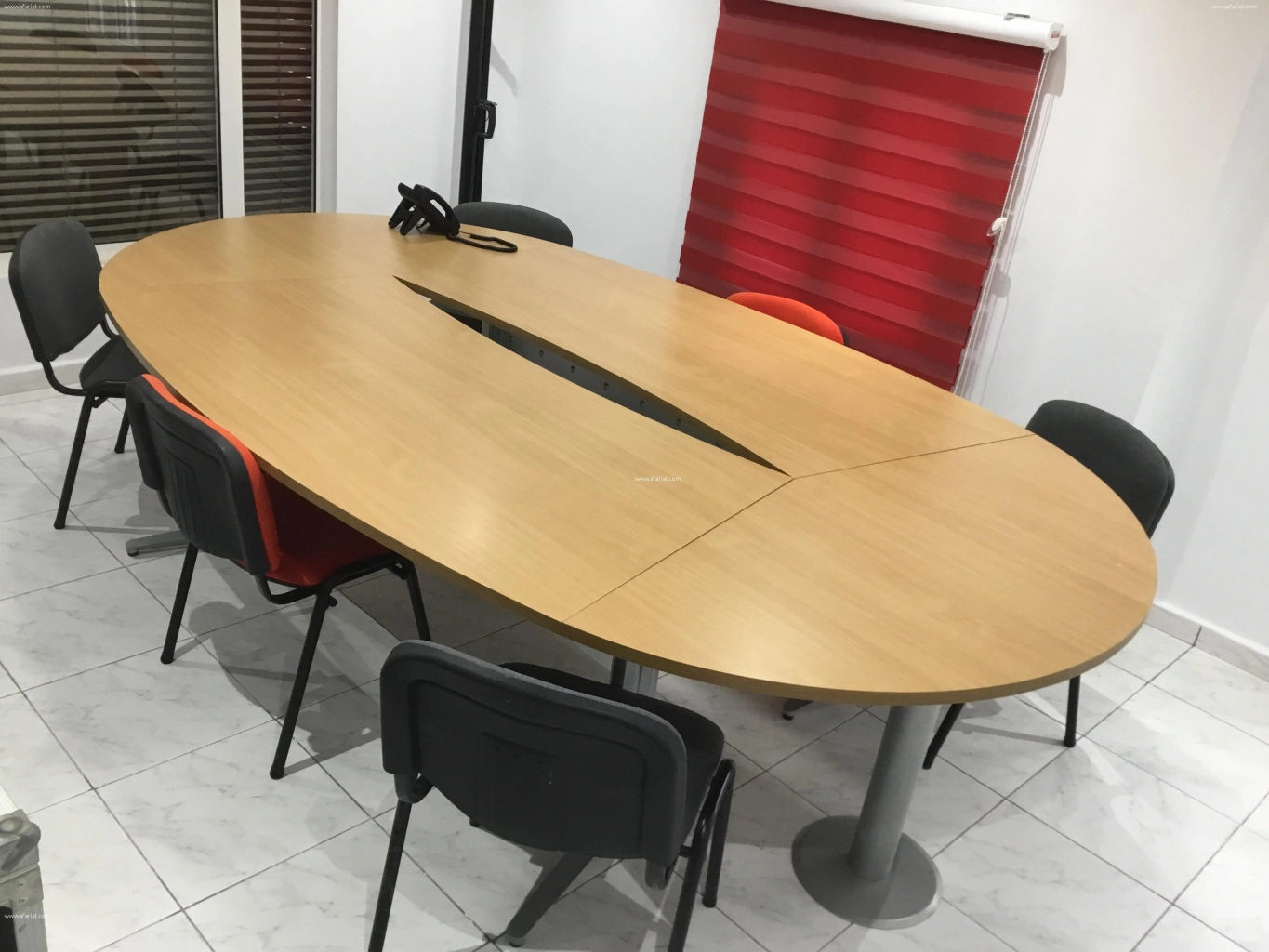 Table de réunion