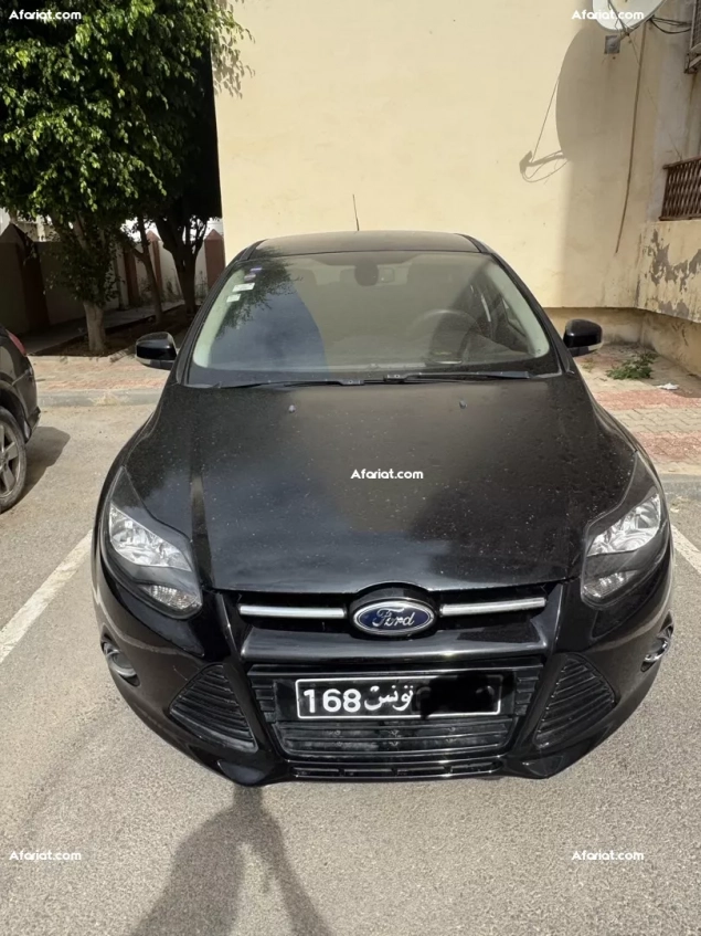 À vendre Ford focus 7 cv année 2013 bonne affaire