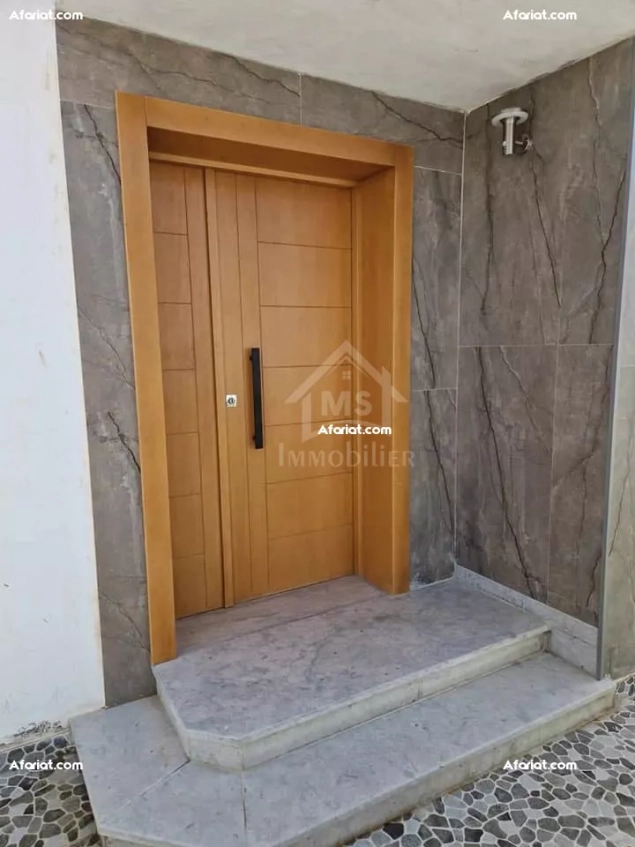 Une villa S+2 toute neuve avec jardin à vendre à AFH Mrezga