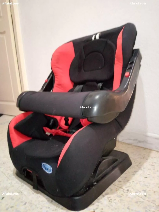 À vendre : Siège auto bébé comme neuf !