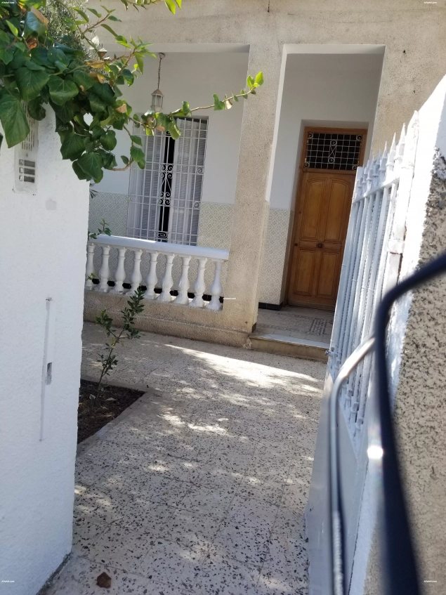 A louer un RC de villa