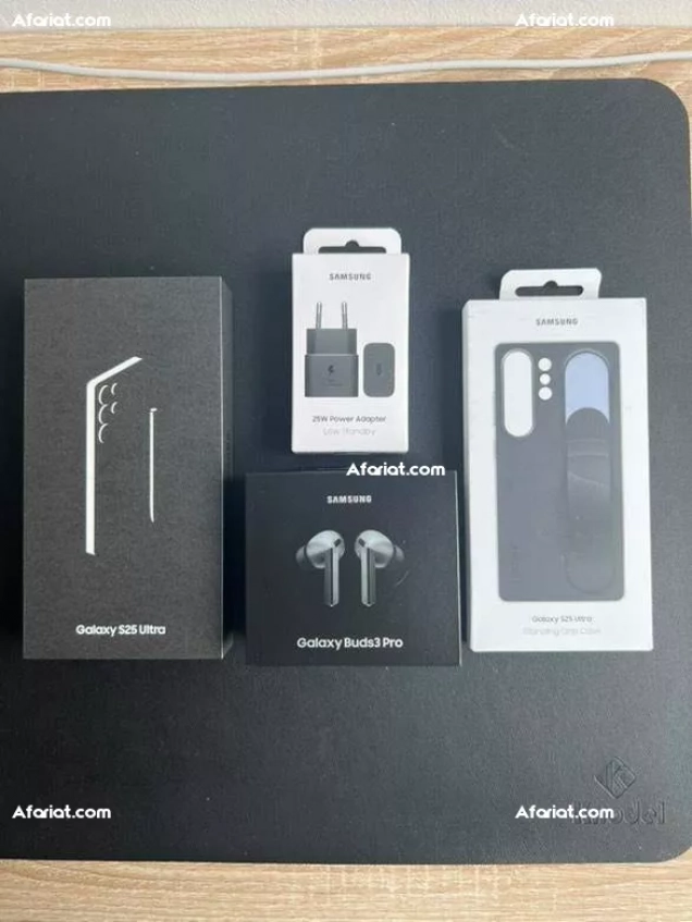 Samsung s25 ultras et Galaxy buds pro