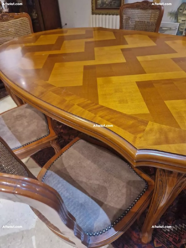 Table + 6 chaises