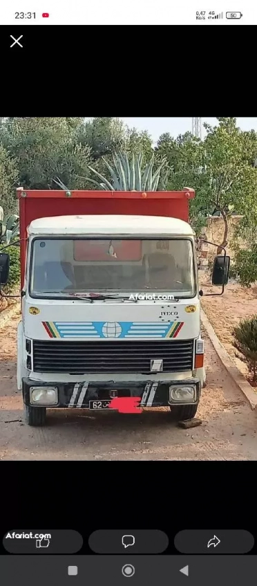 Camion Iveco en bon état
