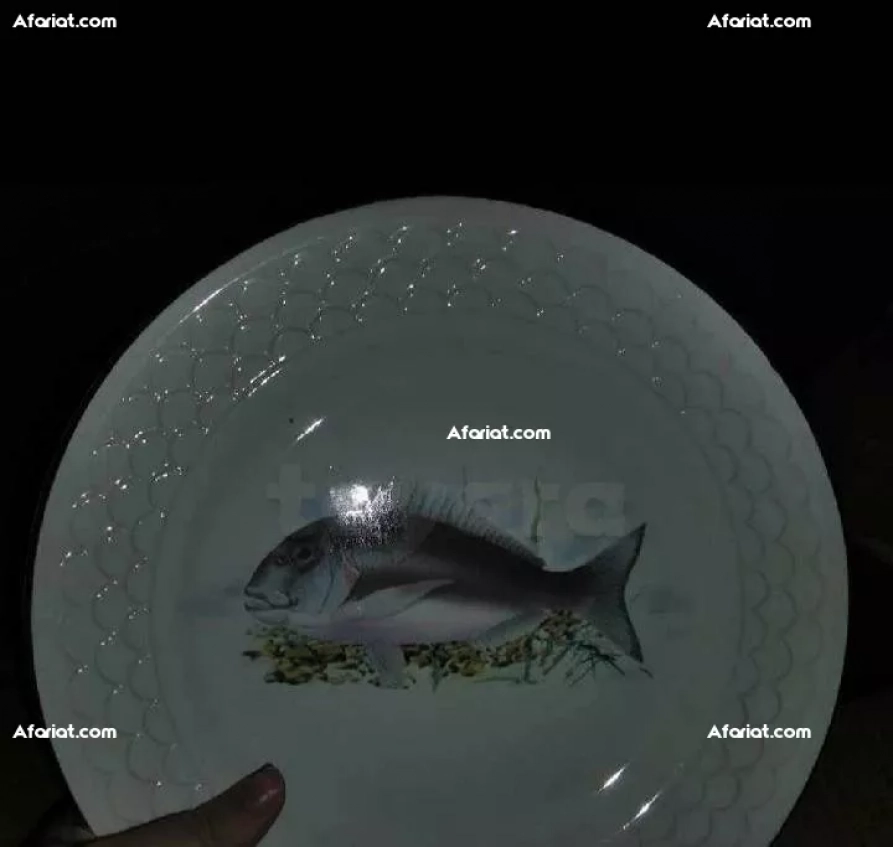 service a manger thème poisson