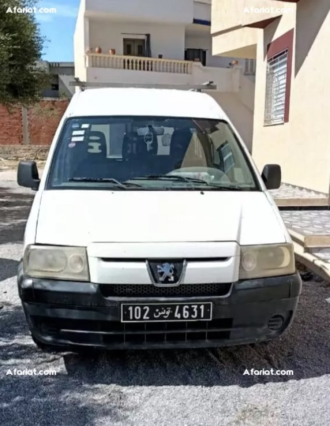 a vendre Peugeot expert 09 places