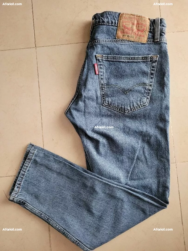 Jean LEVI'S 502 ( taille : 33)