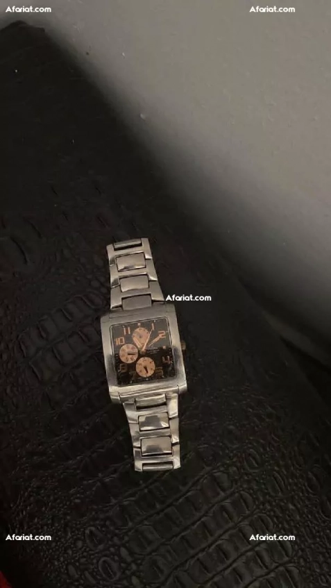 MONTRE NEUF