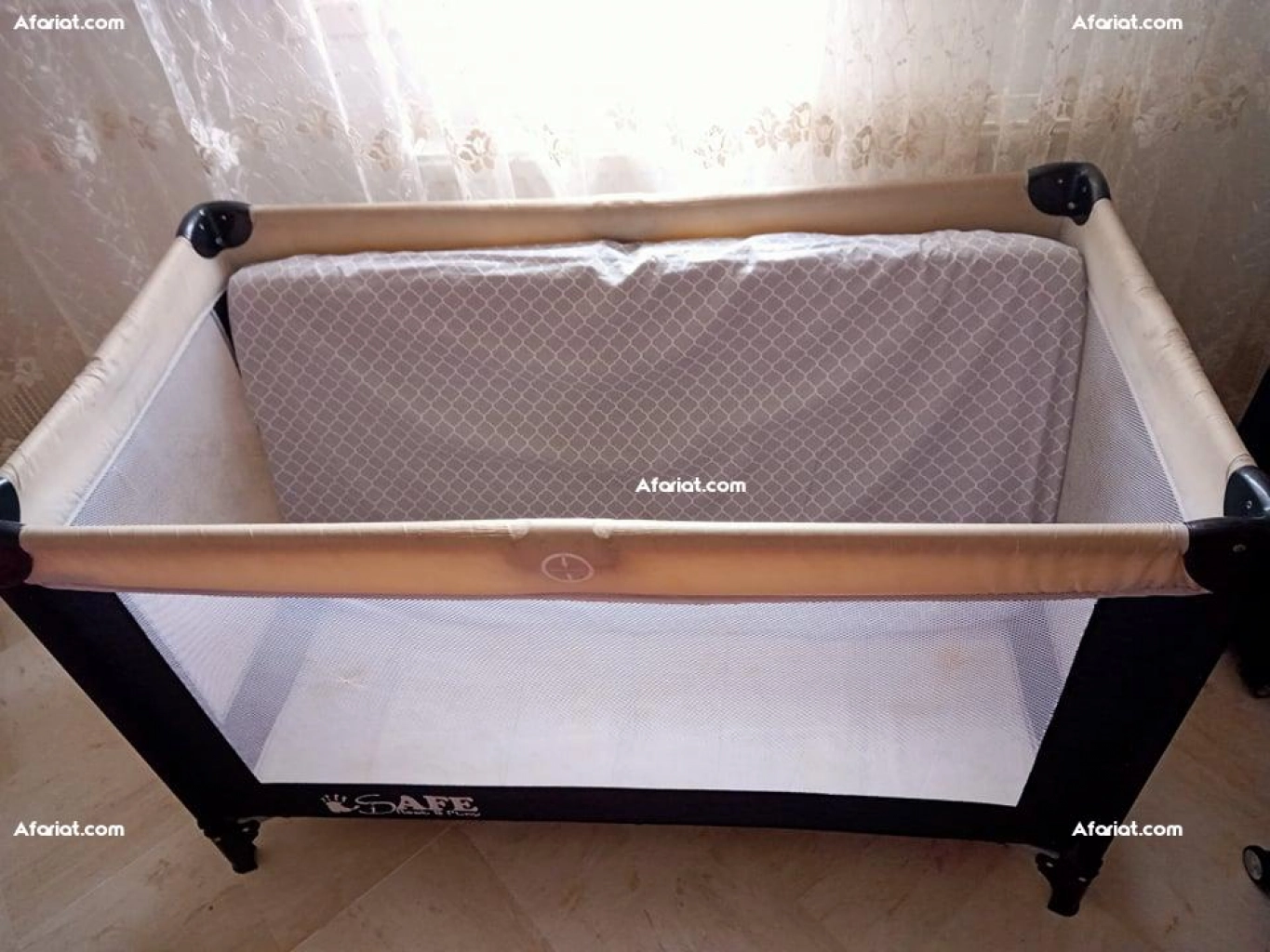 Parc lit pour bébé