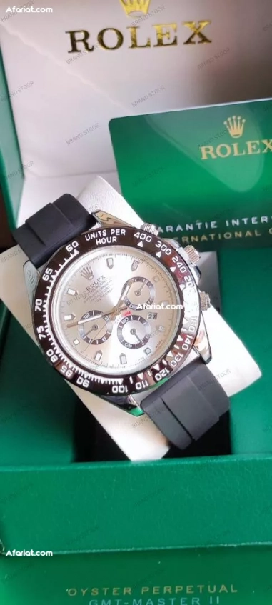 ROLEX LUMINEUX WATER BACK RÉSISTANT AVEC PACKAGING