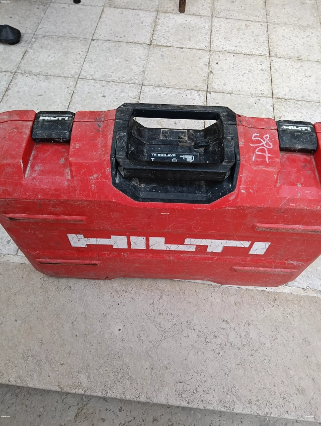 Marteau piqueur HILTI te 800