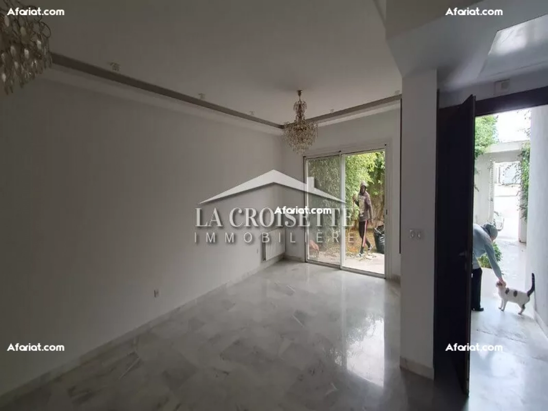 Duplex S+4 avec Jardin à La Soukra  ZDL0512