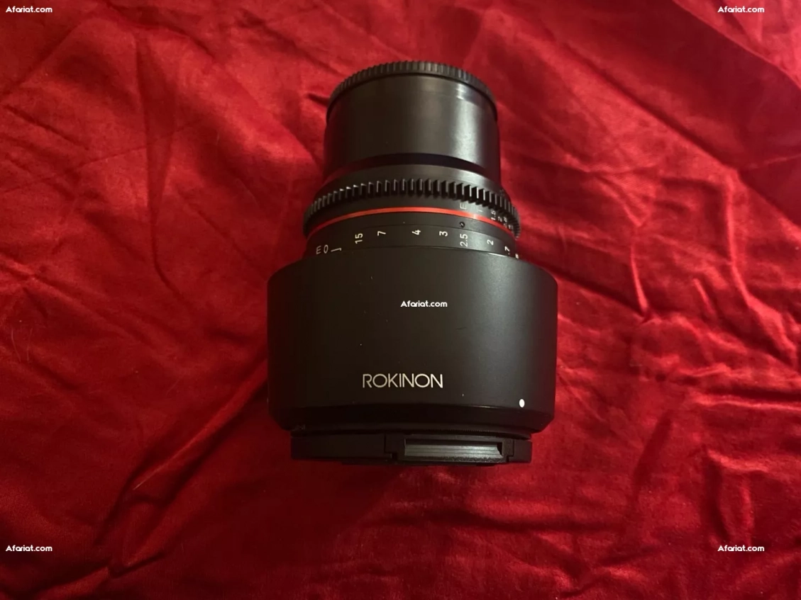 Objectif cinéma ROKINON 85MM T1.5, importé des USA.