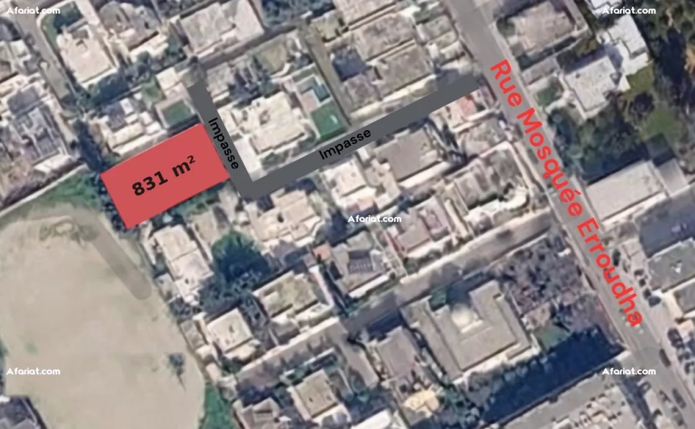 Terrain 831 m² La Soukra — 22 m façade, R+2, titre bleu