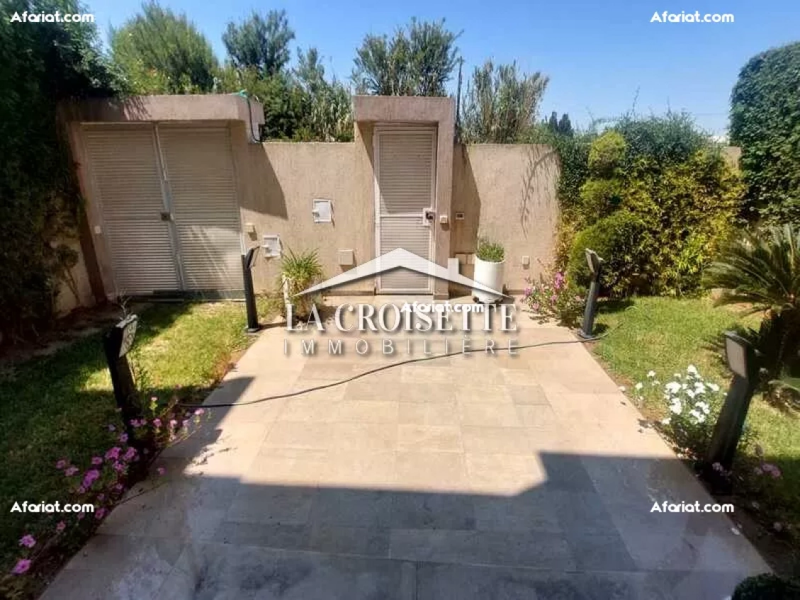 Villa S+4 à Gammarth village MVL1563