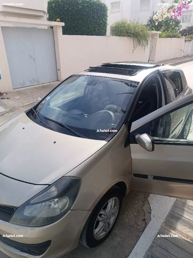 je mets en vente une belle clio 3