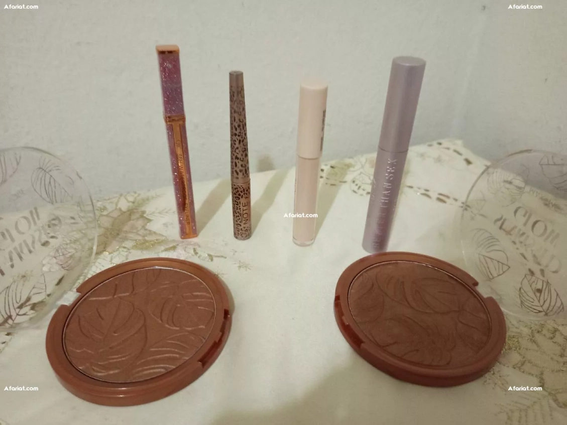 maquillage lunettes sac à main