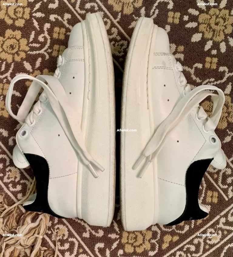 Alexander Mc QUEEN  état 9/10 originale pour femme pointure 37